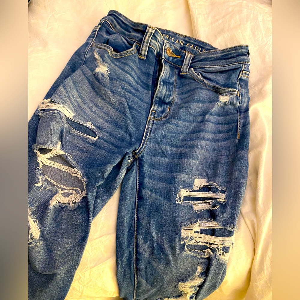 American eagle skinny jeans ripped